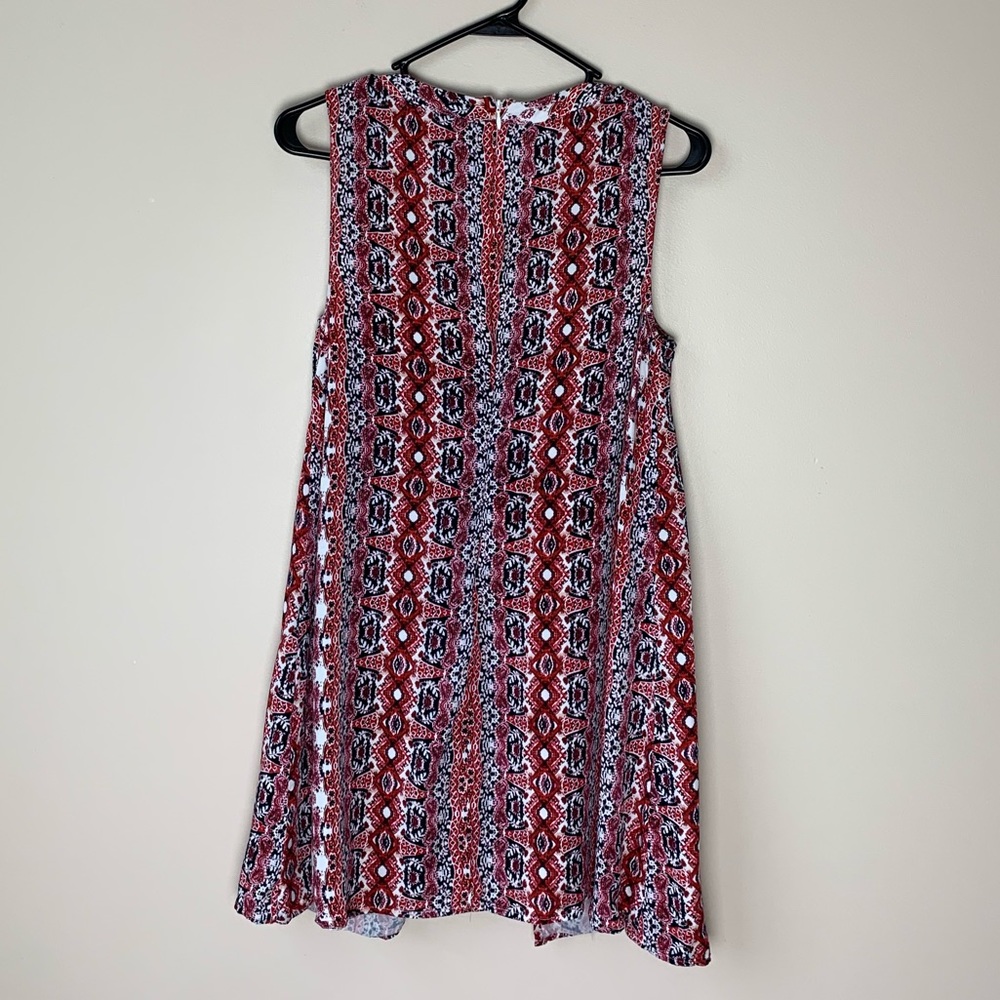 Jack by BB Dakota Artis Keyhole Sleeveless Dress - Picture 8 of 9